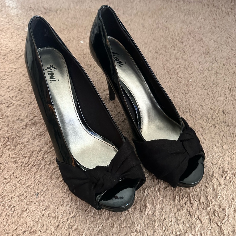 Dress heels